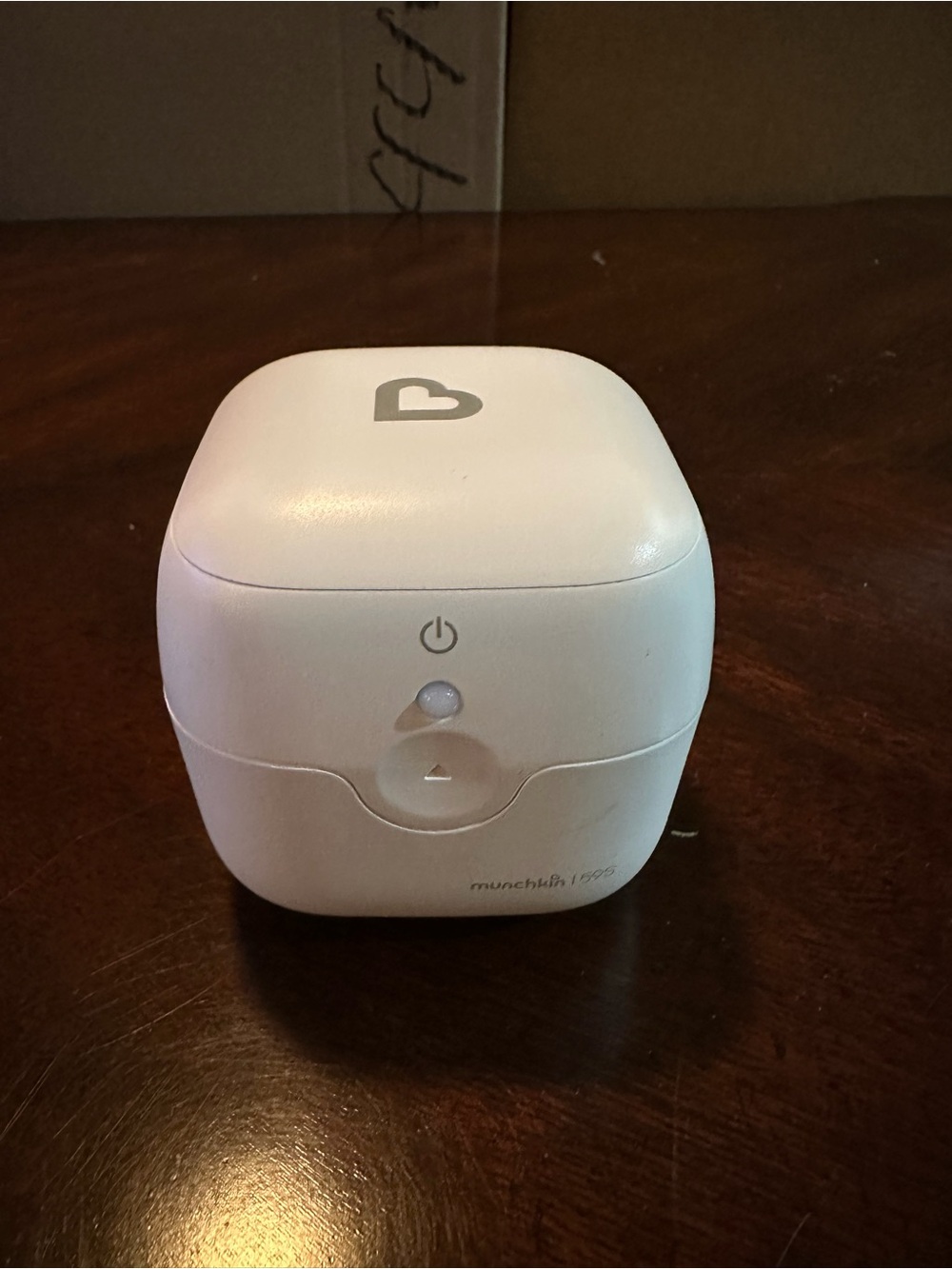 Munchkin Portable UV Sterilizer and Sanitizer Box